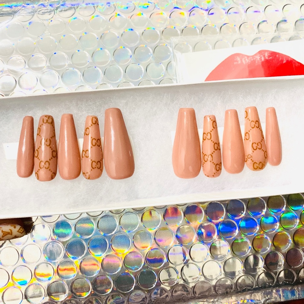 Nude set , Gucci design